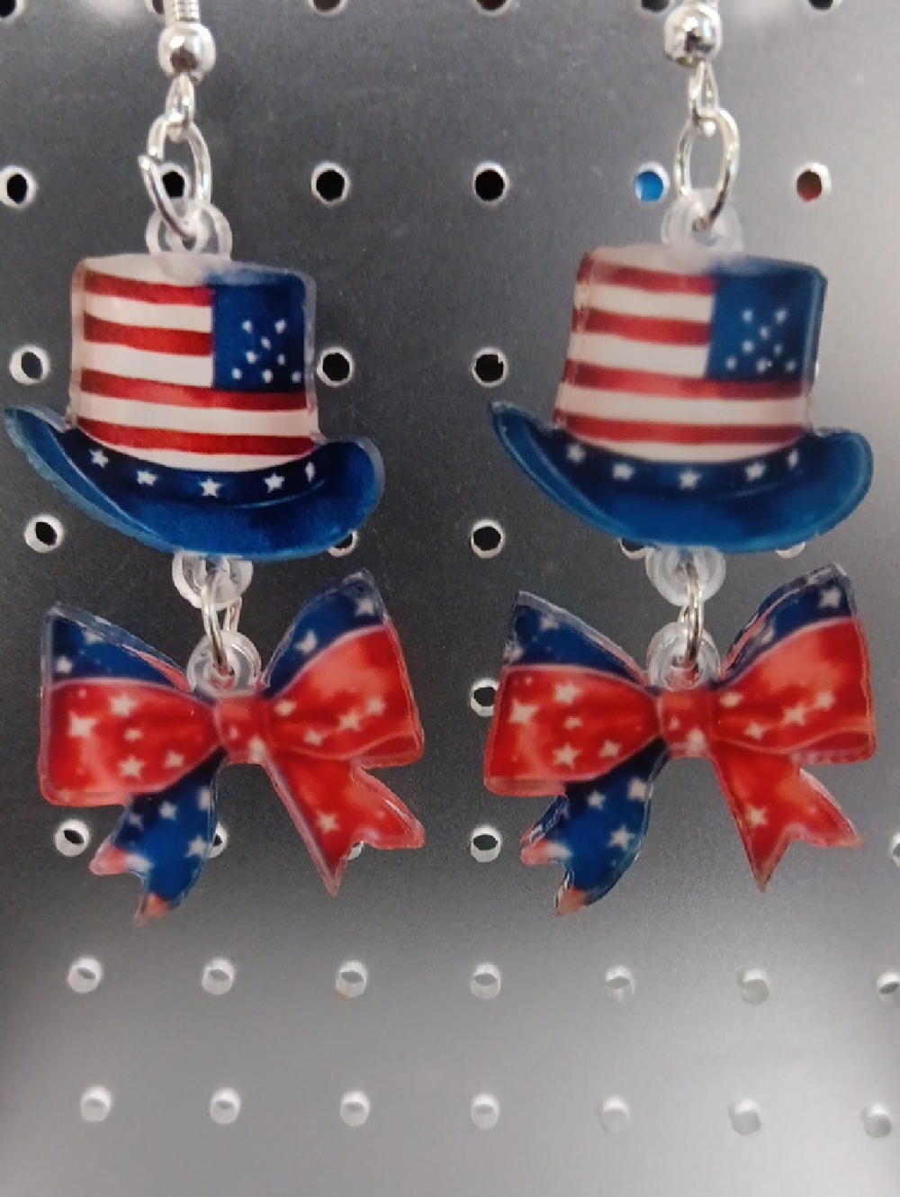 Patriotic Earrings (New) - Picture 3 of 3